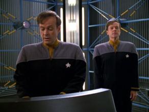 292px-Barclay_and_holographic_barclay_inside_man