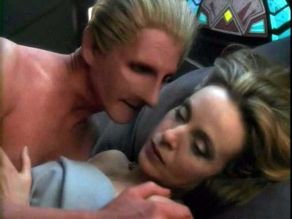 292px-odo_and_arissa.jpg