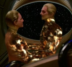 292px-odo_and_female_changeling.jpg
