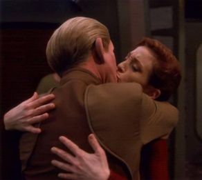 292px-thekiss.jpg