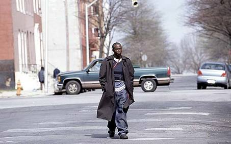 large_ep05_omar_walk_street.jpg