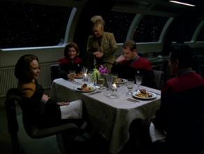 292px-Tom_and_BElanna_have_dinner_w_Captain